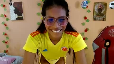 Mara 3 online show from 06/17/26, 01:34