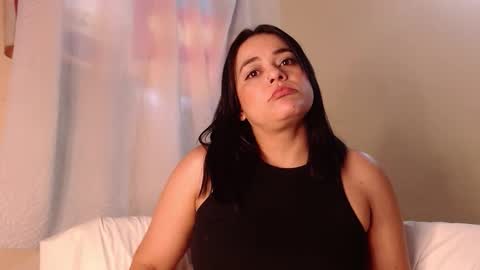 maraa_lee online show from 09/26/25, 09:30