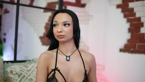 Snapshot of maraciel chatting on 07/16/26, 09:10 Mara online show from 07/16/26, 09:10