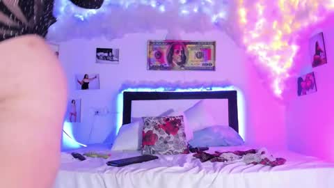 maralinette22 online show from 02/21/25, 11:43