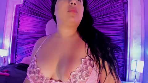 maralinette22 online show from 09/13/25, 11:32