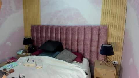 maralinette22 online show from 02/12/26, 11:49