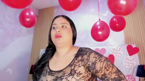 maralinette22 online show from 02/15/26, 11:08