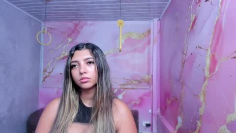 Maraluna online show from 05/11/26, 02:45