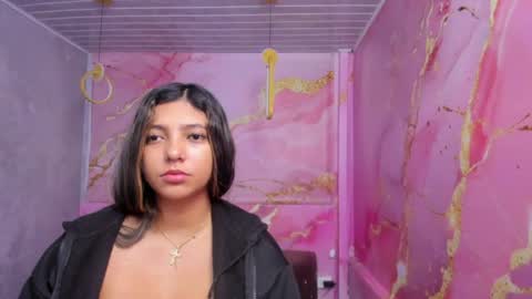 Snapshot of maraluna_ chatting on 06/10/26, 11:20 Maraluna online show from 06/10/26, 11:20