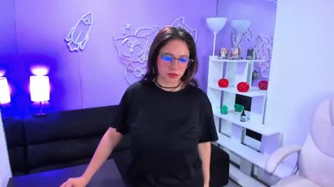 maramartinez_ online show from 05/05/26, 08:06