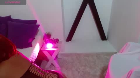 Mara Silk online show from 02/11/26, 03:44