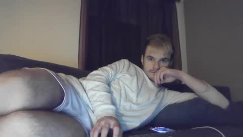 Snapshot of marbay2001 chatting on 01/02/25, 05:50 marbay2001 online show from 01/02/25, 05:50