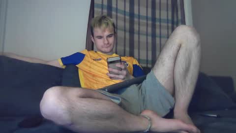 Snapshot of marbay2001 chatting on 02/09/25, 04:40 marbay2001 online show from 02/09/25, 04:40