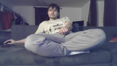 Snapshot of marbay2001 chatting on 11/10/25, 06:51 marbay2001 online show from 11/10/25, 06:51