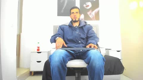 Marc Ruffalo online show from 03/15/26, 10:43