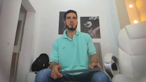 Marc Ruffalo online show from 04/14/26, 11:27