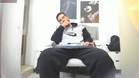 Marc Ruffalo online show from 04/17/26, 12:19