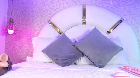 marcela_rojas online show from 09/17/25, 11:34