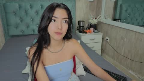 Marcela online show from 04/15/26, 09:15