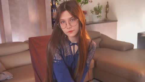 Snapshot of marcelinahumphry chatting on 03/23/26, 12:31 Eva online show from 03/23/26, 12:31