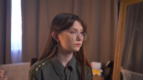 Snapshot of marcelinahumphry chatting on 03/25/26, 11:38 Eva online show from 03/25/26, 11:38