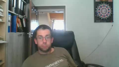 Snapshot of marcjemp chatting on 07/10/26, 02:19 marcjemp online show from 07/10/26, 02:19
