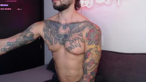 marco_allison43 online show from 06/02/26, 06:21