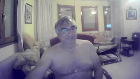 Snapshot of marcos260526 chatting on 06/20/26, 12:47 marcos260526 online show from 06/20/26, 12:47