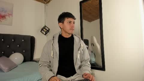 Snapshot of marcos_vieyra chatting on 07/15/26, 07:19 marcos_vieyra online show from 07/15/26, 07:19