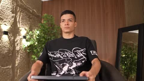 Marco and Ethan online show from 04/08/26, 08:20