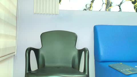 marcus_smithh online show from 11/12/25, 05:08