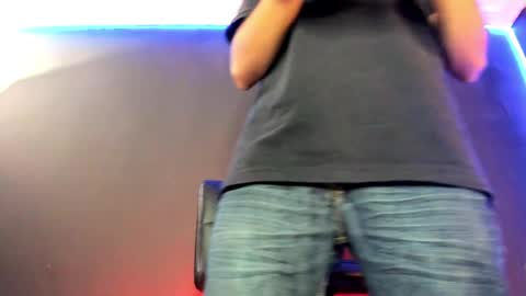 Snapshot of marcusgrayy chatting on 04/08/26, 11:21 Marcus online show from 04/08/26, 11:21