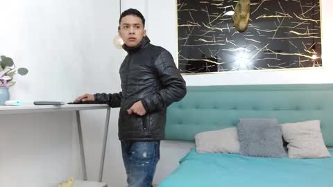 Snapshot of marcuslux_ chatting on 01/16/26, 11:58 MARCUS online show from 01/16/26, 11:58