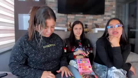 Snapshot of mardybum_ chatting on 09/22/25, 07:38 Maria online show from 09/22/25, 07:38