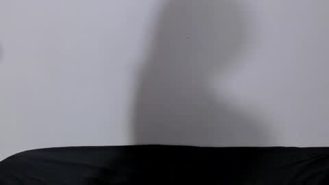 marellaa_ online show from 04/15/26, 06:42