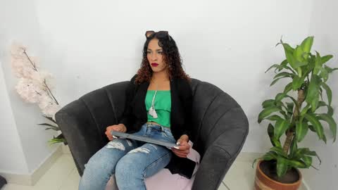 marfilastrom online show from 01/26/25, 07:52