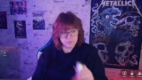 Snapshot of margaret_red chatting on 04/23/26, 02:52 Margaret online show from 04/23/26, 02:52