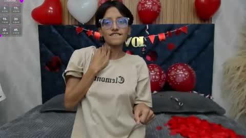 Aitana online show from 02/15/25, 01:31