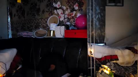 Snapshot of margo696969 chatting on 04/16/26, 12:11 Margo696969 online show from 04/16/26, 12:11