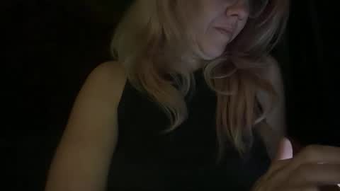 Elle online show from 03/29/26, 05:07