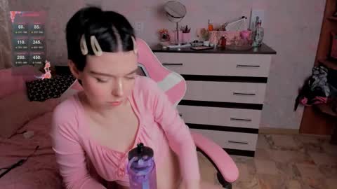 Snapshot of margopink chatting on 11/30/25, 12:14 Margot online show from 11/30/25, 12:14