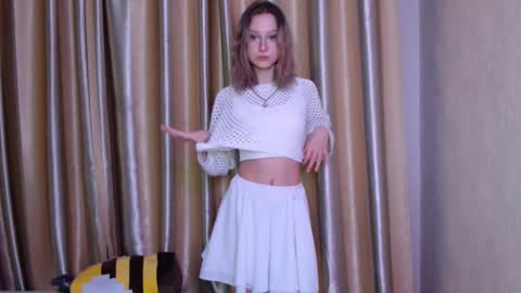 Snapshot of margorozentals chatting on 02/18/25, 10:58 Margo online show from 02/18/25, 10:58