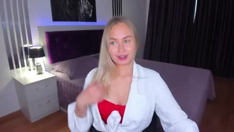 Snapshot of margosugar chatting on 06/29/26, 05:35 MargoSugar online show from 06/29/26, 05:35