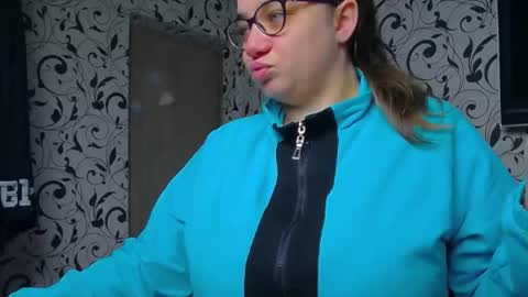 margosweet777 online show from 11/17/25, 08:09