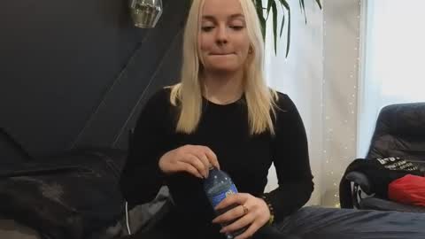 margot_robbie7 online show from 03/06/25, 08:59