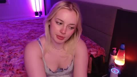 margot_robbie7 online show from 06/04/26, 01:00