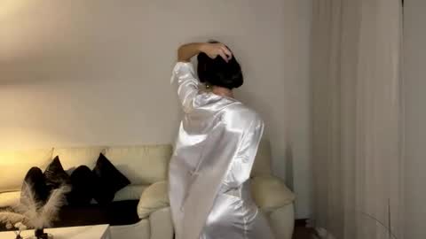 Snapshot of margotdeville chatting on 09/21/25, 08:54 Margot online show from 09/21/25, 08:54