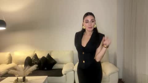 Snapshot of margotdeville chatting on 10/19/25, 01:06 Margot online show from 10/19/25, 01:06