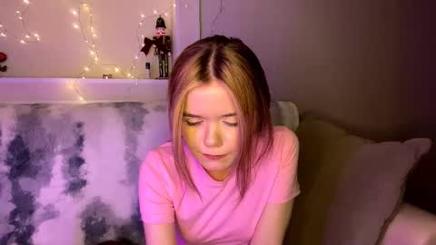 Lina online show from 02/24/26, 09:35