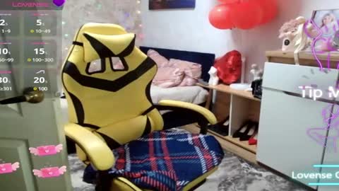 Mari online show from 02/25/25, 03:31