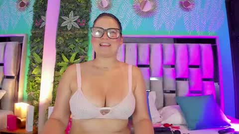 Mari online show from 05/31/26, 09:27