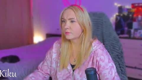 Kiku and Marii - online show from 10/12/25, 06:18