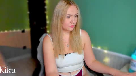 Kiku and Marii - online show from 11/27/25, 09:50