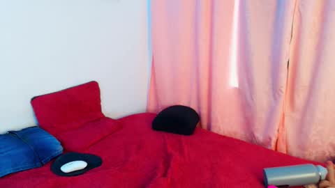 mari_mar69 online show from 09/12/25, 12:16